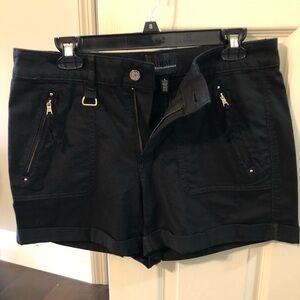 Women’s White House Black Market Black Shorts size 8 NWT